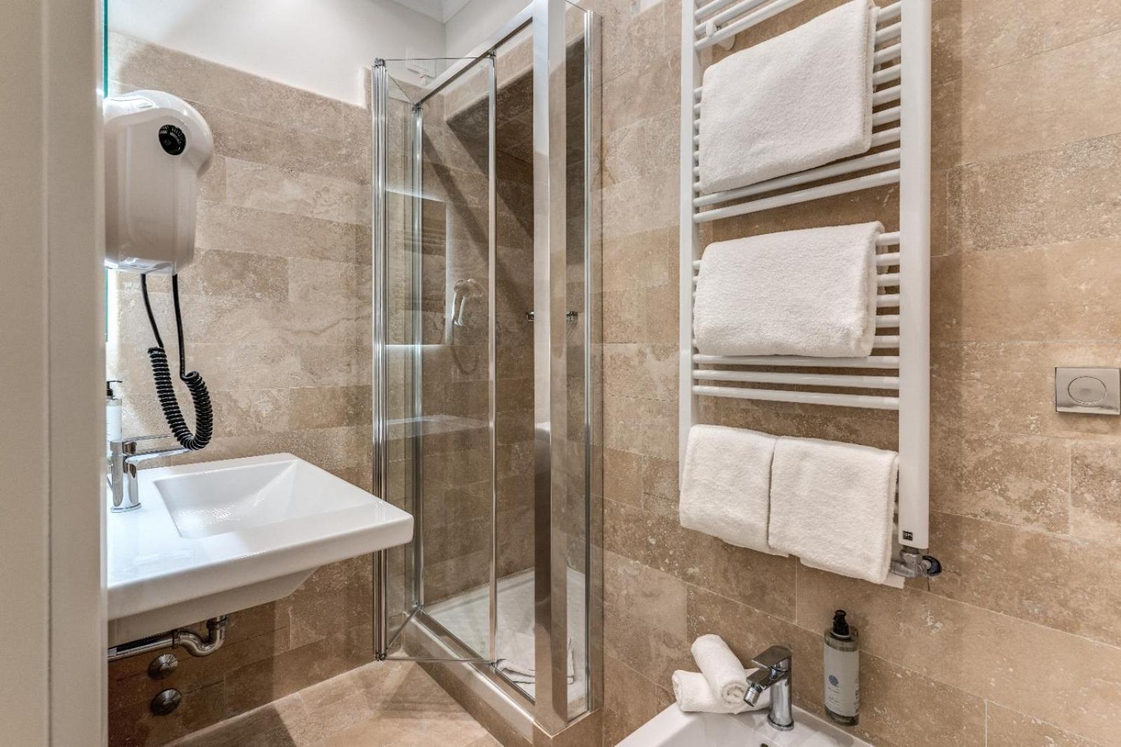 Aca Hotel Viminale Rome Exterior photo